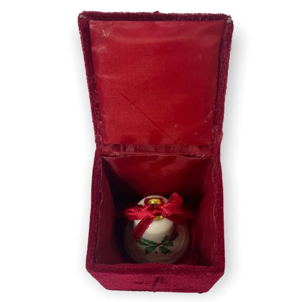 Vintage Christmas Ornament Lenox Bell Gold Trim Holly & Berries In Velvet Box